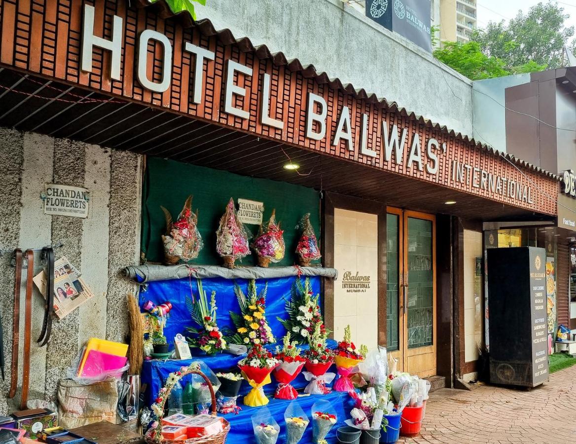 Hotel Balwas International ムンバイ エクステリア 写真